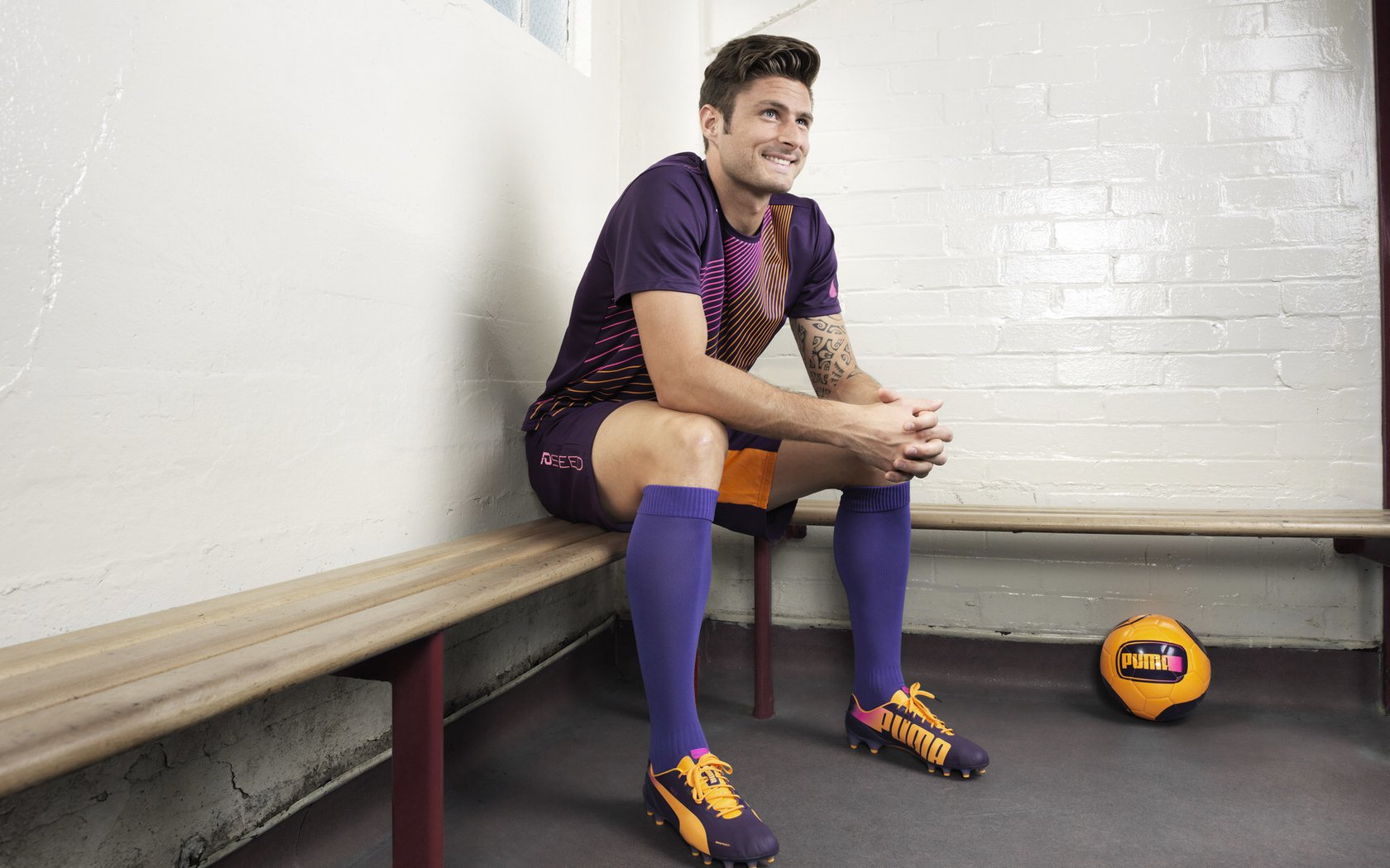 “法甲豪门鏖战,争夺最后的冠军席位”,法甲豪门宣布全队停薪